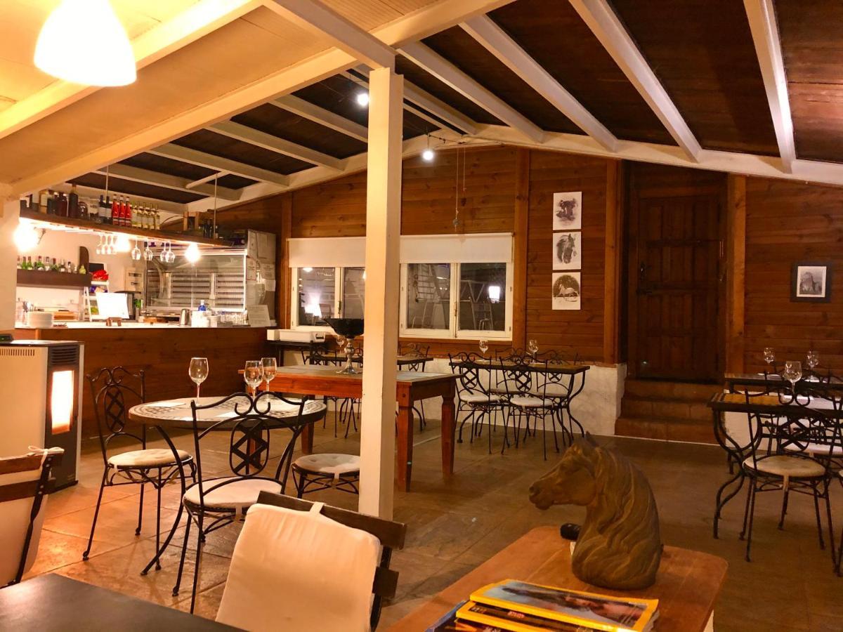 Hotel Finca Aldabra Pinos Genil Exterior photo